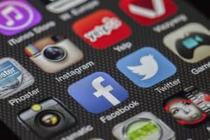 arreter-facebook Cesse d’aller sur Facebook et compagnie à volonté
